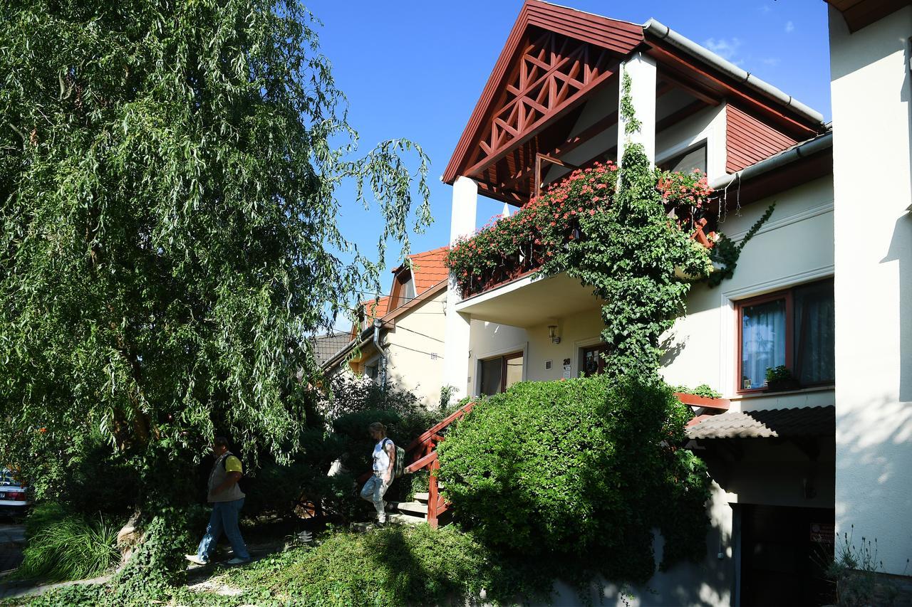 Siesta Vendeghaz Villa Eger Exterior photo